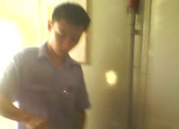 Pha chế “canh siêu tốc” trên tàu